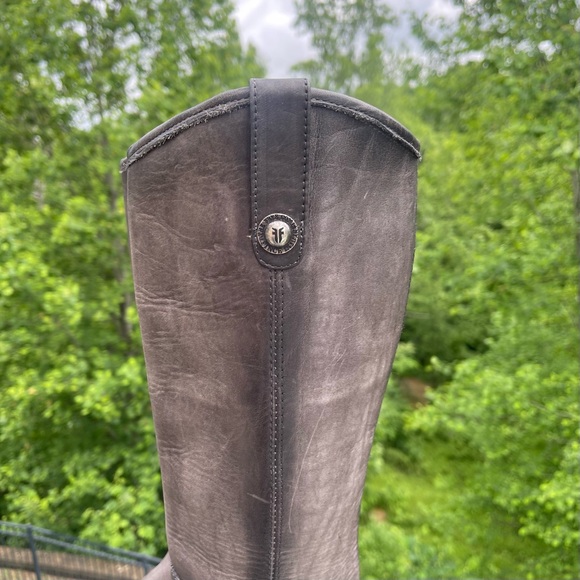 LIKE NEW FRYE Melissa Double Button Lug Distressed Charcoal Leather Riding Boots - Picture 8 of 16
